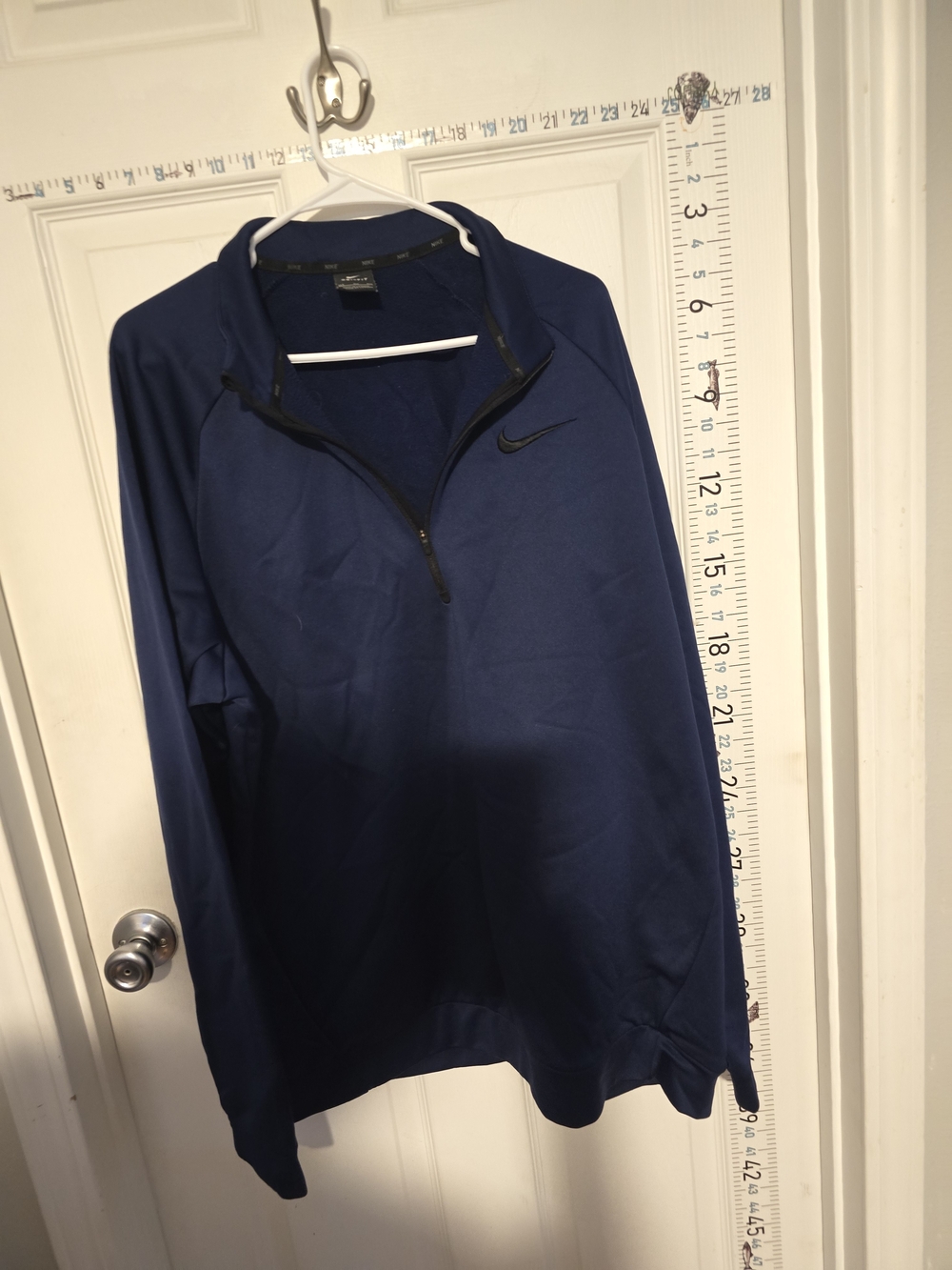 Nike Men’s Navy Quarter-Zip Pullover Sweater